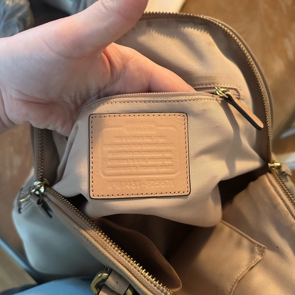 Coach Handbag - Picture 5 of 5